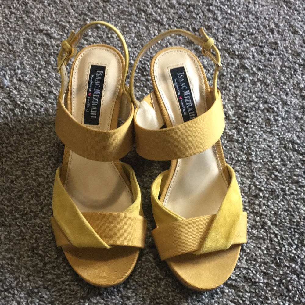 Adorable yellow strappy wedge heels